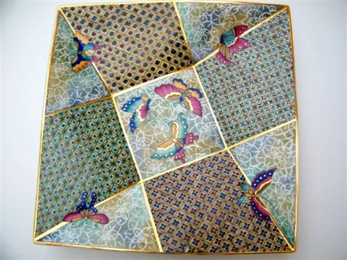 צלחת הפרפרים