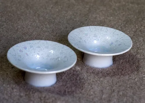 אותו סט לנרות בטכניקת ציור מיוחדת