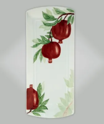 צלחת מוארכת עם ציור רימונים- לראש השנה ו.. לא רק