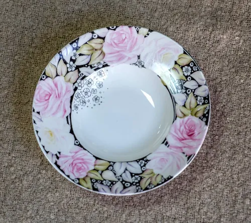 שושנים עם רקע מיוחד