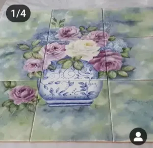 כד עם ורדים